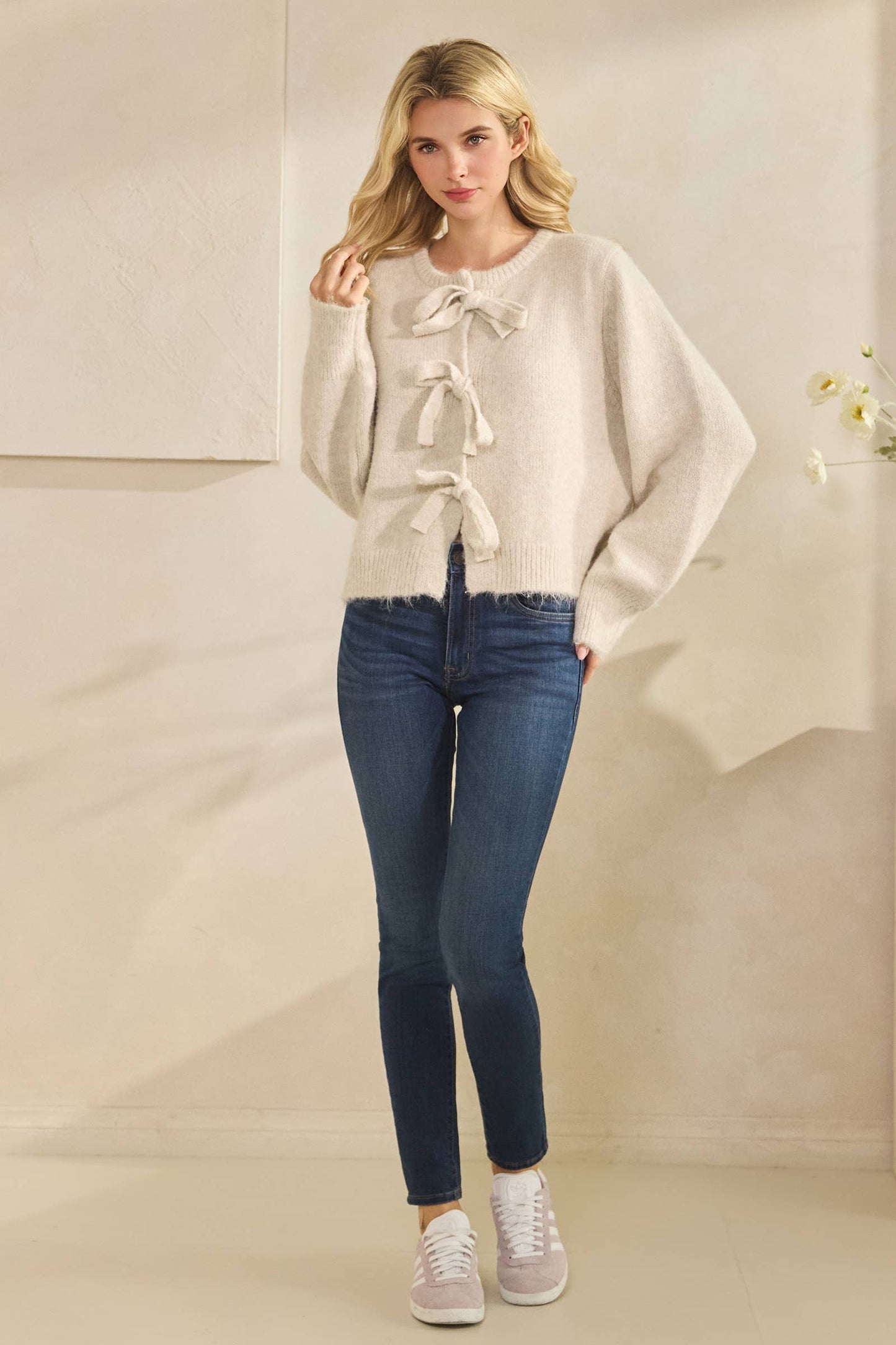 BOW CARDIGAN