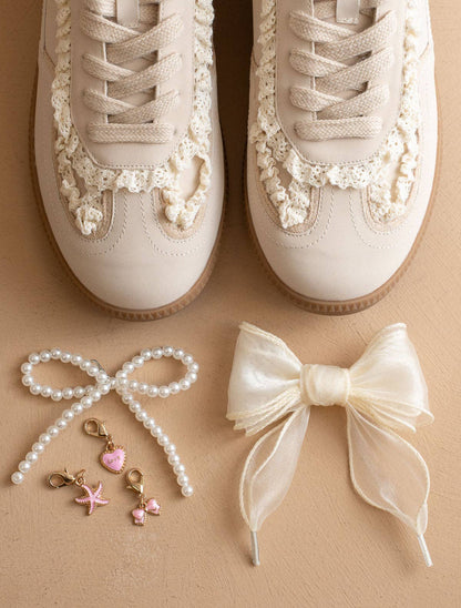 THE APRIL | Retro Sneaker