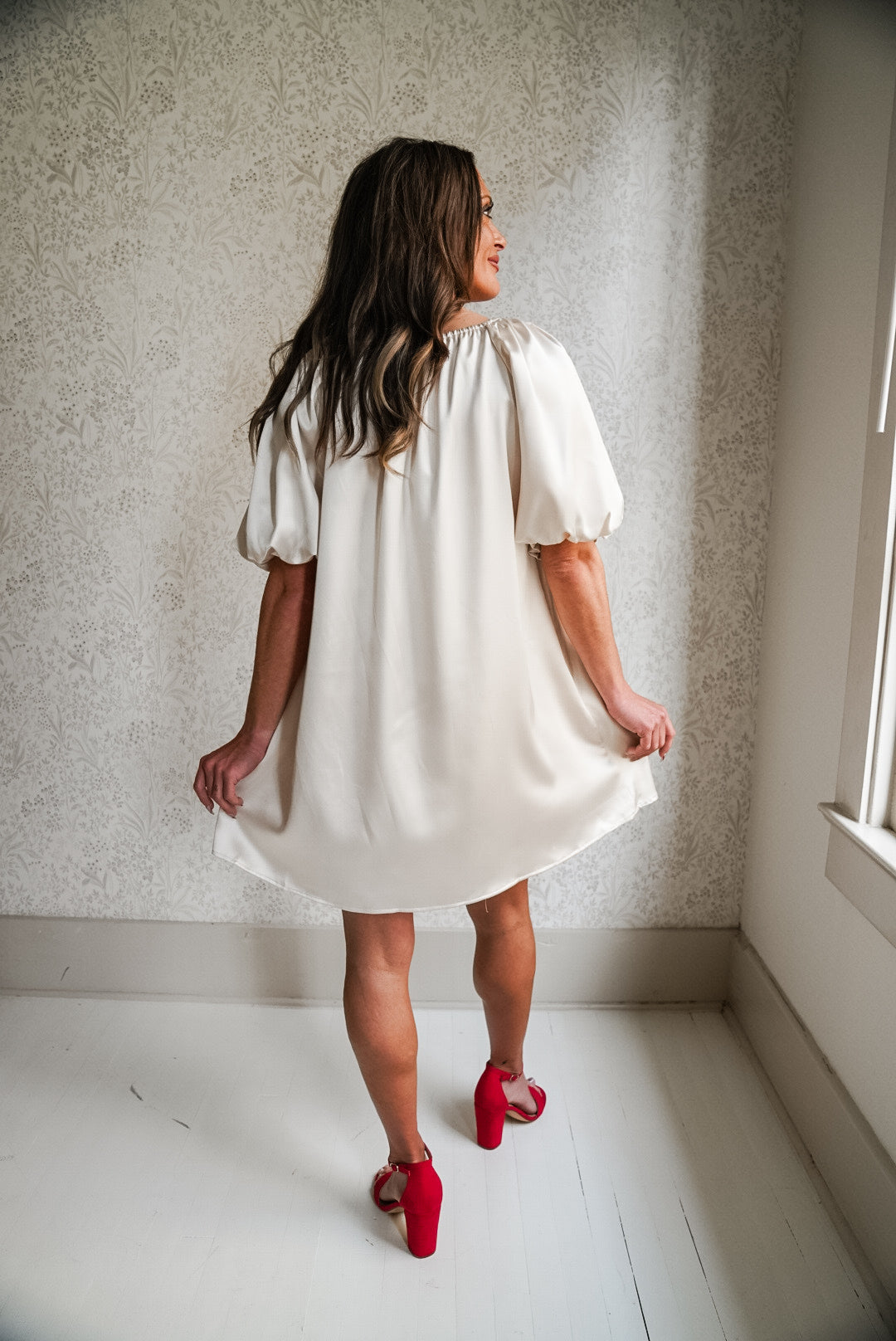 THE DAINTY RED BOW DRESS