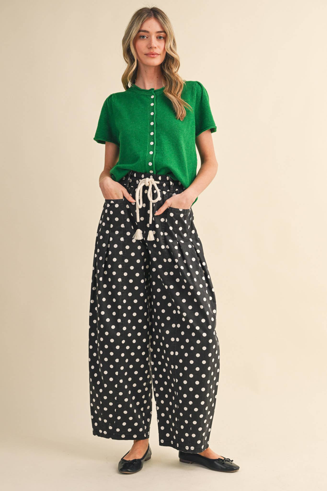 POLKA DOT PLEATED BARREL PANTS