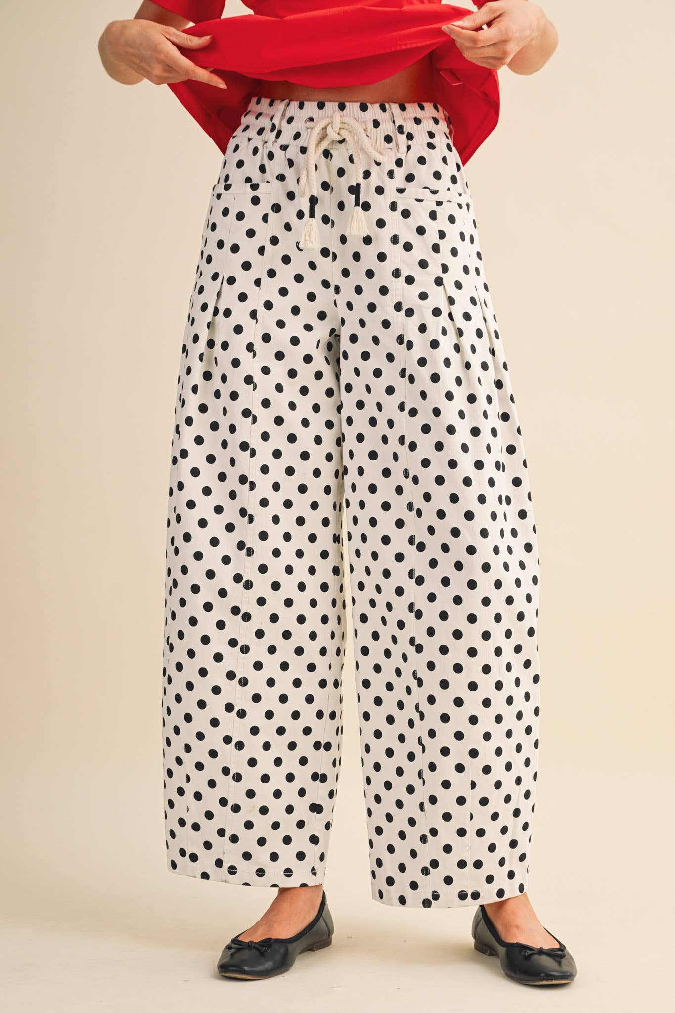 POLKA DOT PLEATED BARREL PANTS