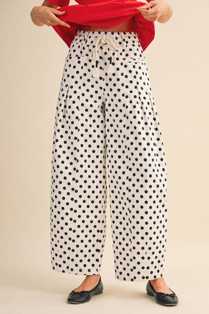 POLKA DOT PLEATED BARREL PANTS