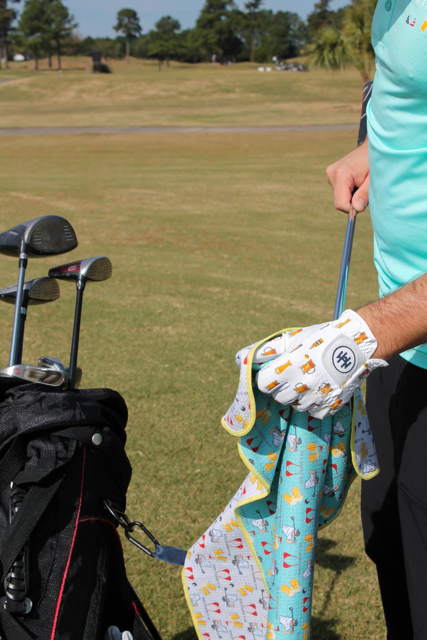 BEER GOLF GLOVE | MULLIGAN HOOLIGAN®