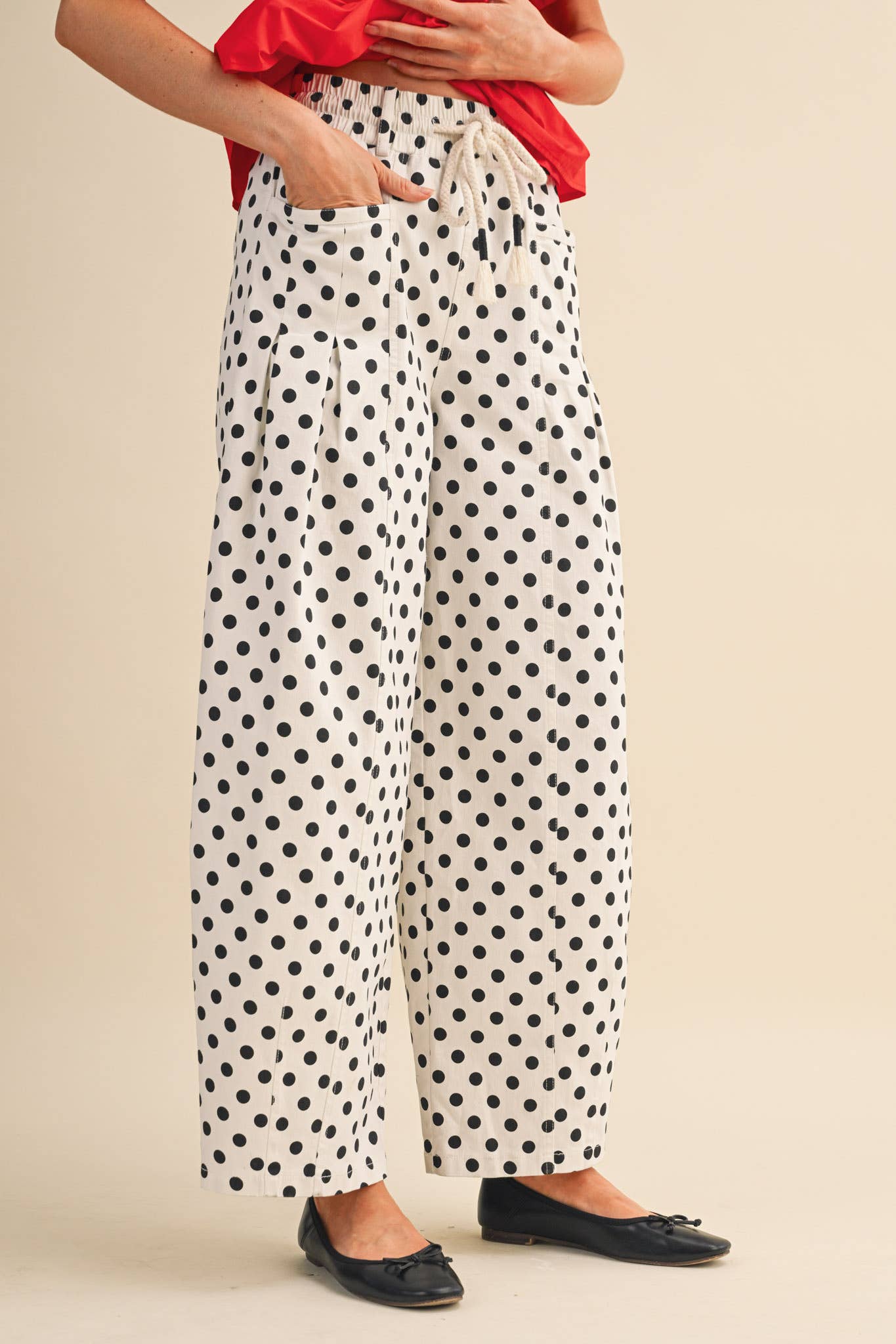 POLKA DOT PLEATED BARREL PANTS