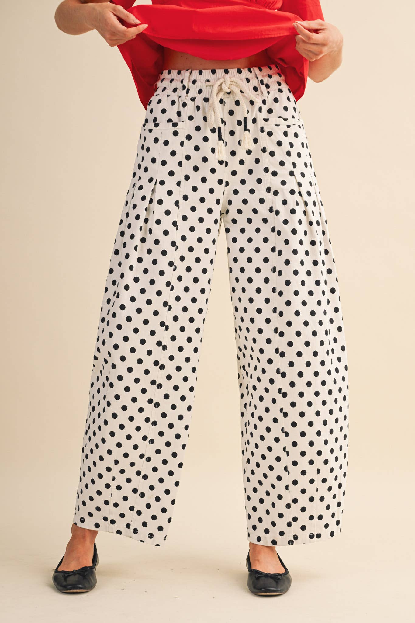 POLKA DOT PLEATED BARREL PANTS