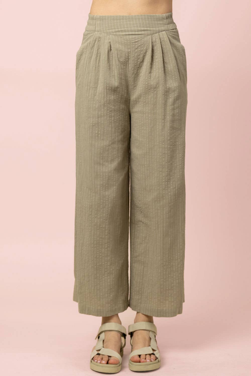 THE CUTEST LINEN SET