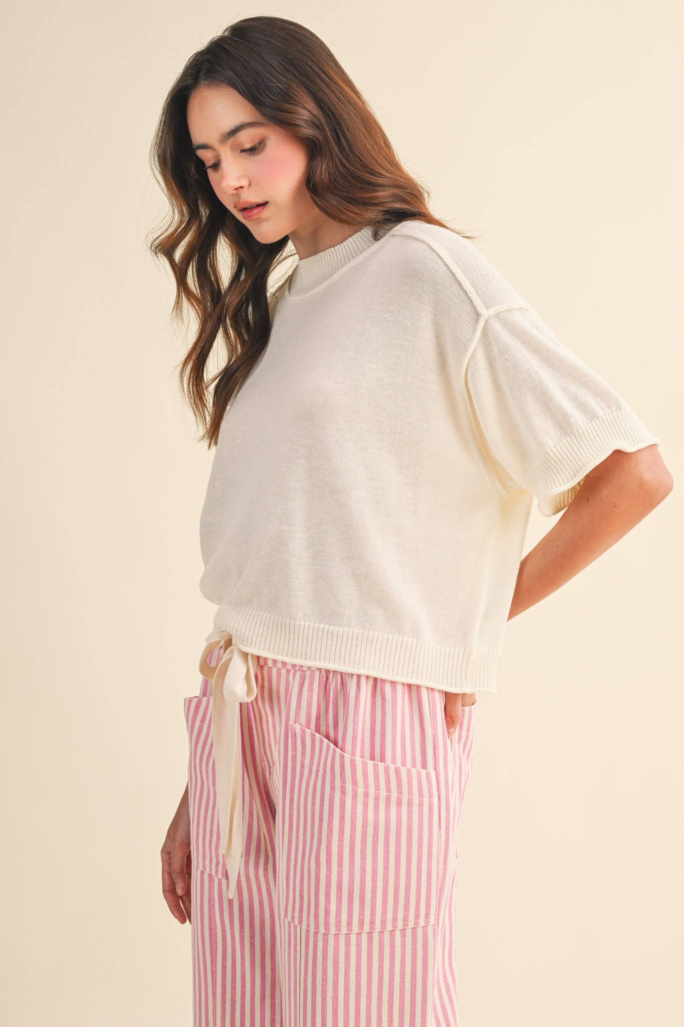 LIGHTWEIGHT KNIT MOCK NECK