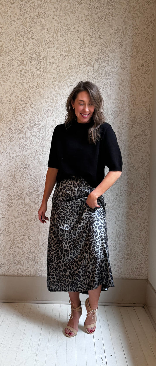 THE CLASSY LEOPARD