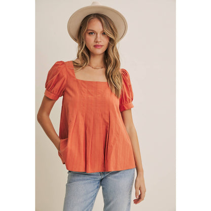 SUNDAY AIR PLEATED BLOUSE
