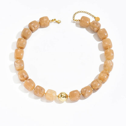 GOLD DETAIL BEADED NECKLACE