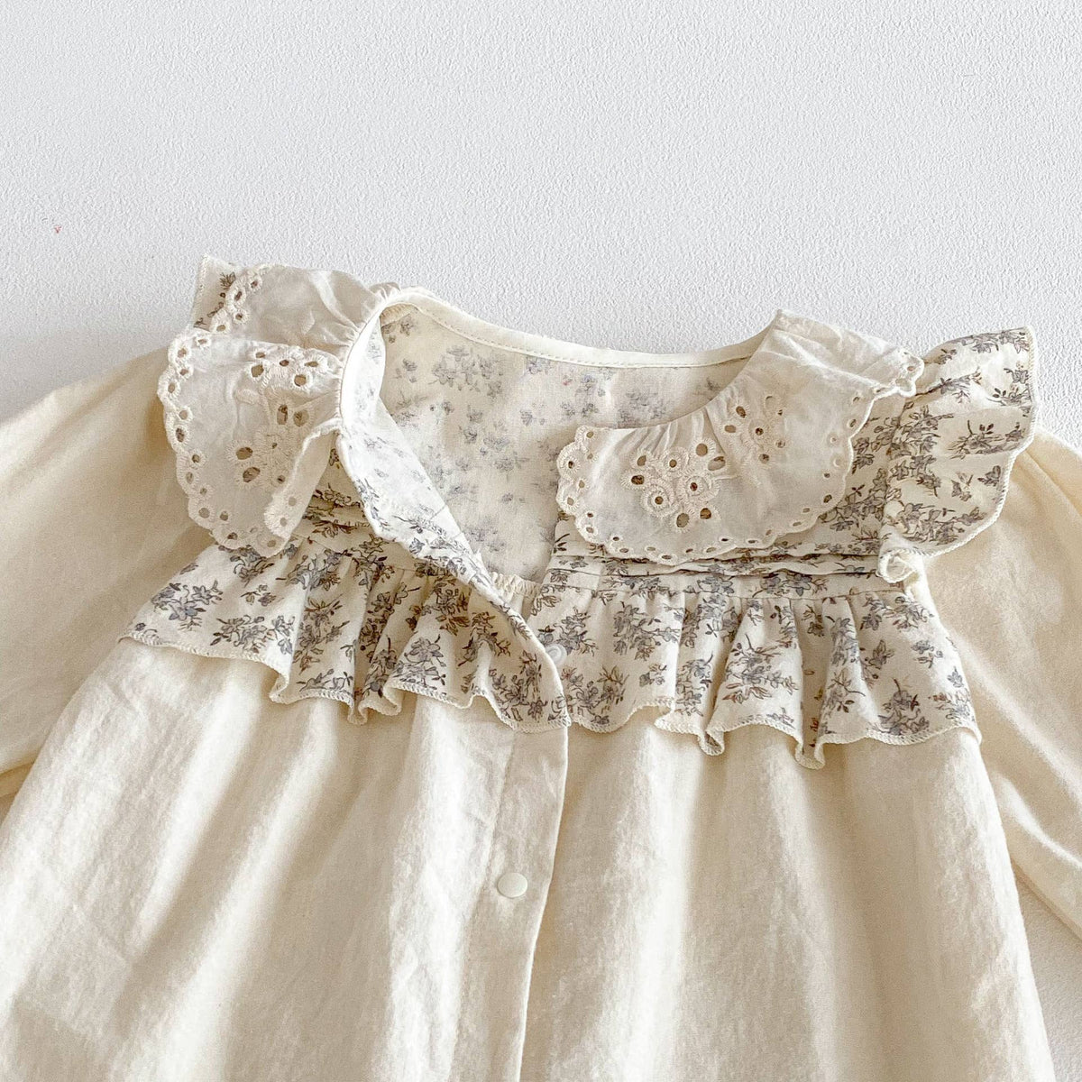 VINTAGE LACE BABY ROMPER
