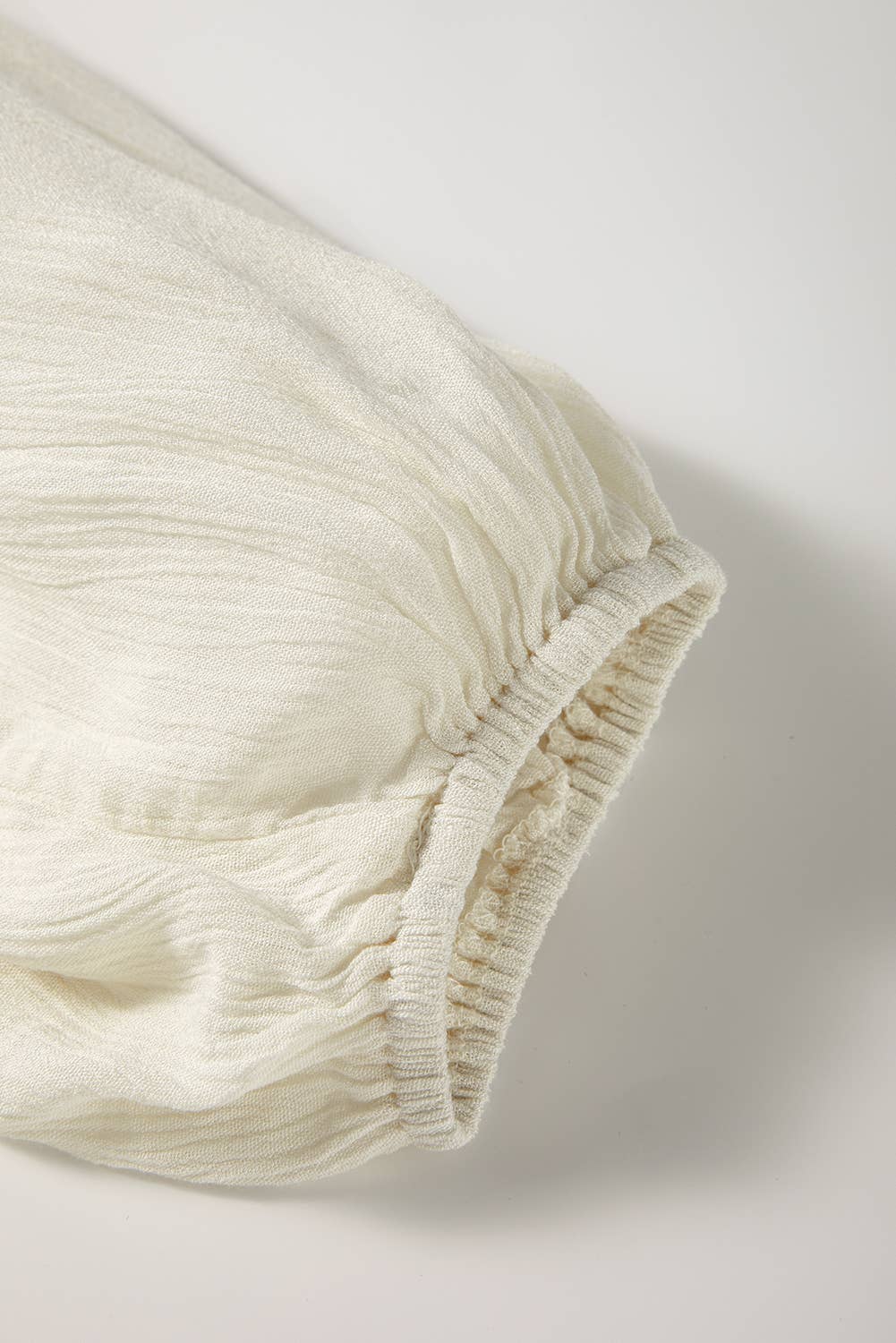 EMBROIDERED PUFF SLEEVE BLOUSE