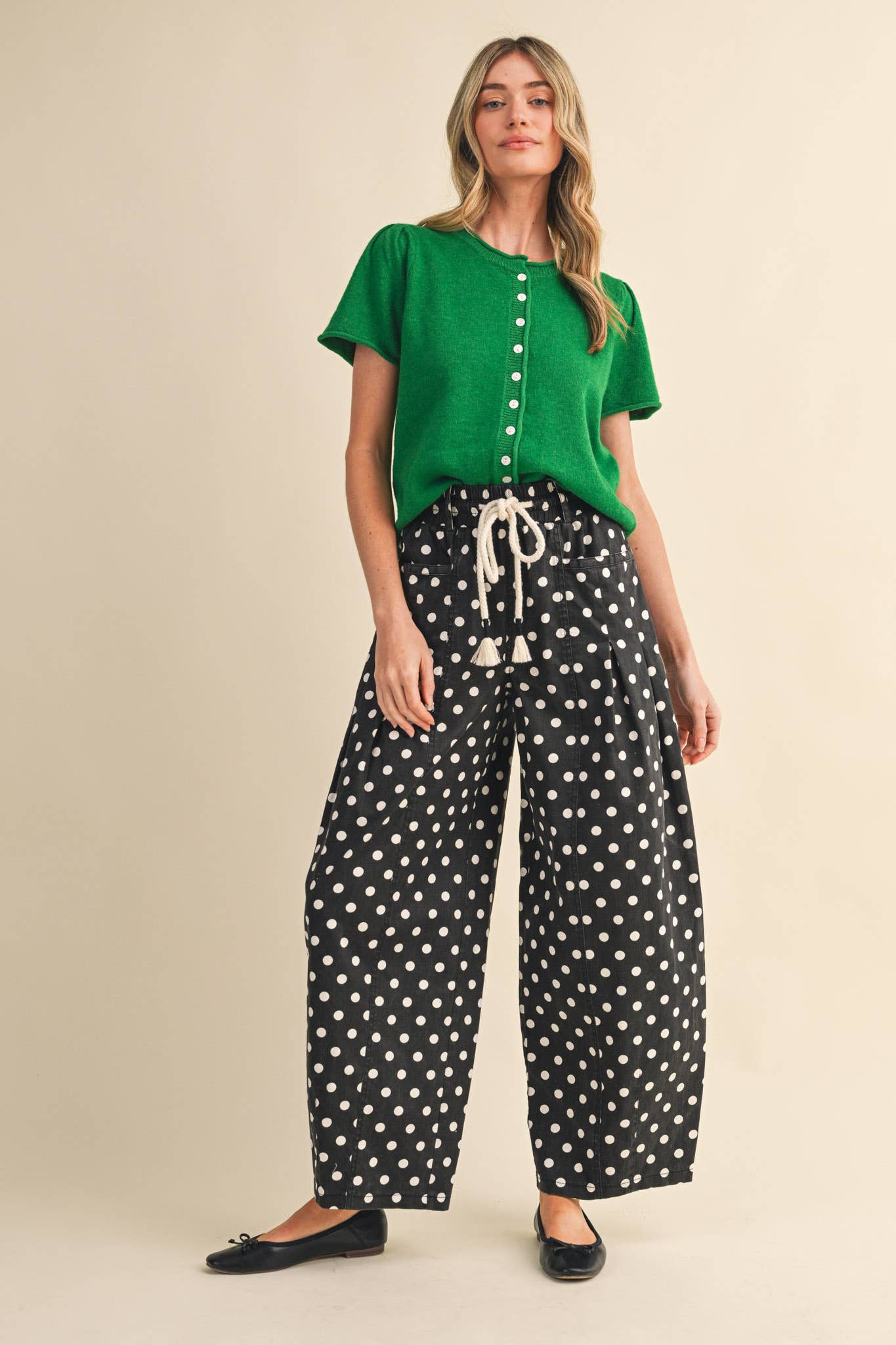 POLKA DOT PLEATED BARREL PANTS