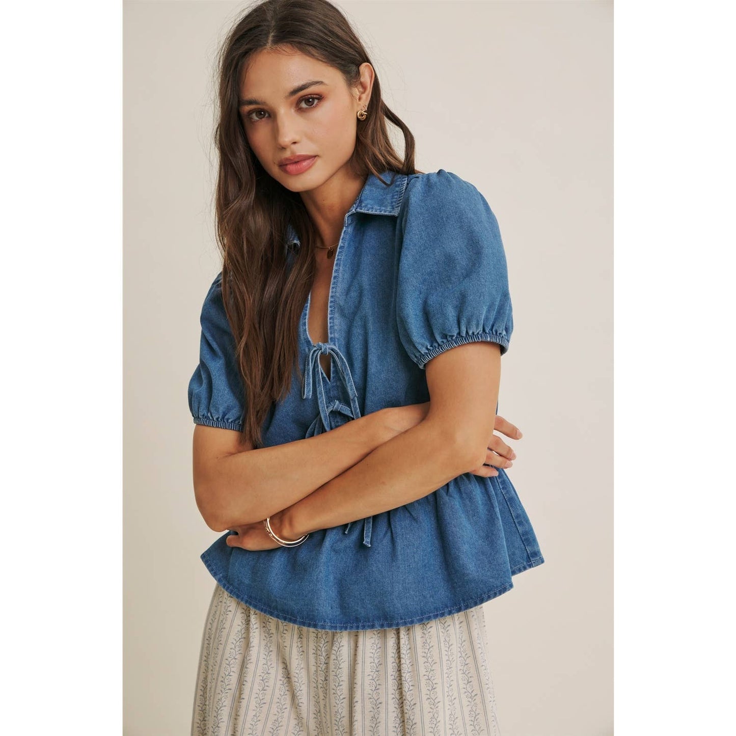 DENIM BOW MOMENT BLOUSE